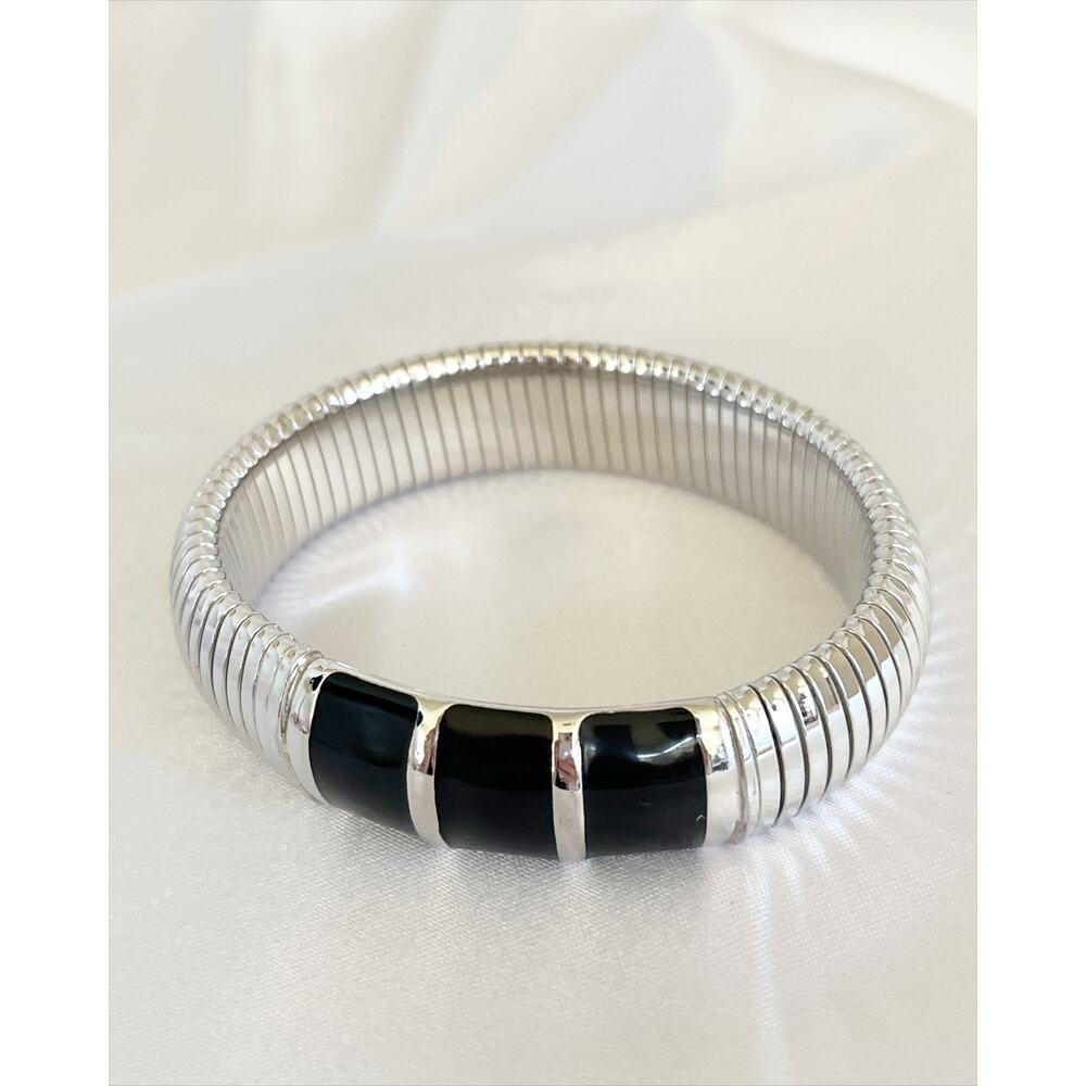 MONET Vintage Stretchy Bangle Bracelet Silver Tone Black Enamel